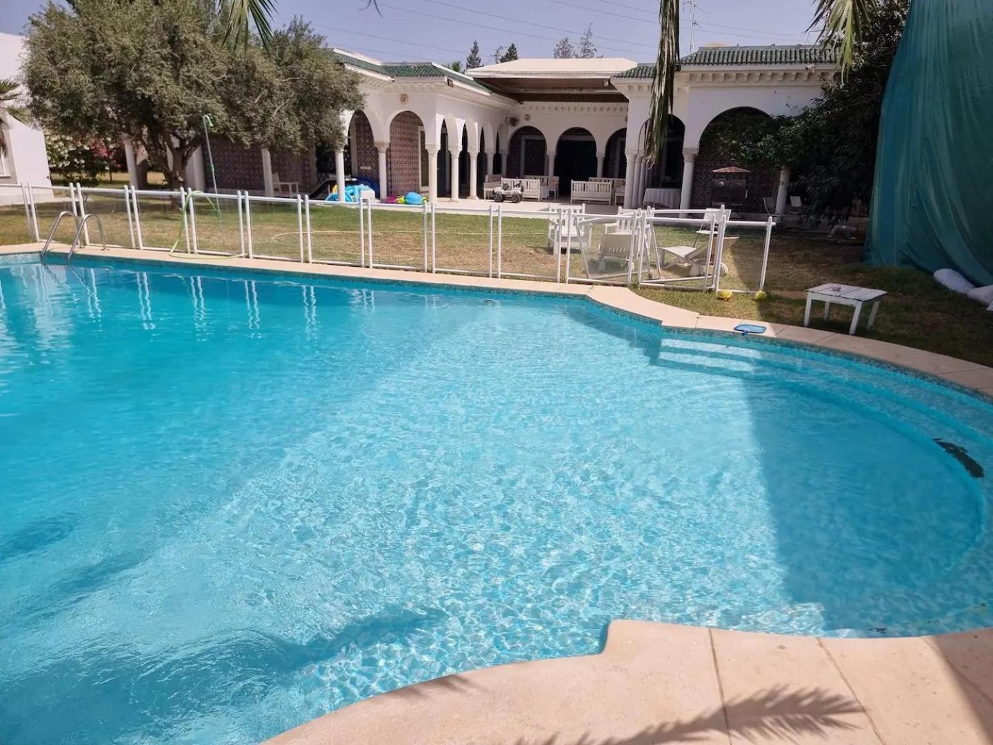 Appartement Prive Dans Une Grande Maison D'Hote La Marsa Exteriér fotografie